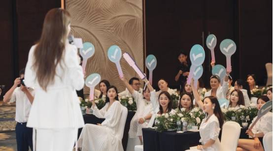 前需要做哪些准备？有什么便捷方式吗？CQ9电子最新网站参与艺术品拍卖会(图3)